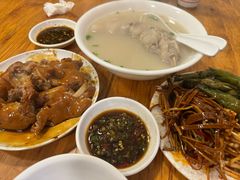 -明红蹄花(糍粑店街店)