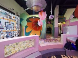 -动力星球家庭亲子游乐中心