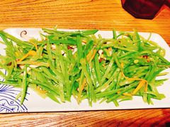 五彩花菇荷兰豆-云海肴云南菜·蒸汽石锅鱼(北京良乡华冠店)