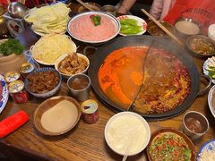 -萍姐火锅·公路夜市(武汉首店)