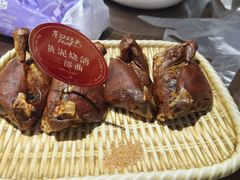 -东口码头·烧鸽子·鱼头泡饼·地方菜(金鹰悦城店)
