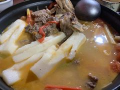 腊排骨火锅-80红枣鸡腊排骨(总店)