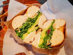 牛油果芝麻菜贝-麦田工坊(月湖店)