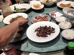 -凤凰园烤鸭店·唐山菜·传承花椒肉(老唐丰路店)