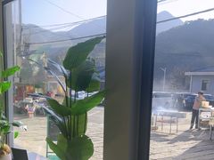 -何适山庄 ·可团建(水长城P2停车场店)