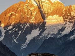 -贡嘎雪山