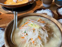 -吃饭皇帝大土家民族菜(正大广场店)