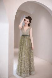 -洋洋婚纱品牌集合店