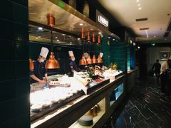 -半岛翡丽海鲜自助餐厅(观风亭店)