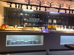 自助取餐区-蒙肥羊·酸汤潮牛·鲜牛肉火锅烤肉自助(岗顶店)