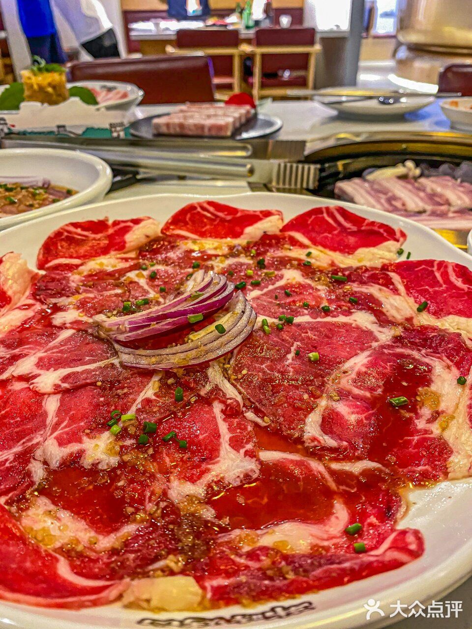 谁能够拒绝滋滋冒油的五花肉呢？！