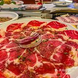 谁能够拒绝滋滋冒油的五花肉呢？！