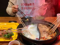-串门邻居串串火锅(云南南路店)