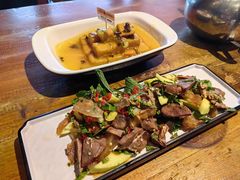 -隔壁老王·家常云南菜(花巷店)