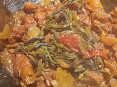 -万里闯关东铁锅炖菜馆(高新旗舰店)