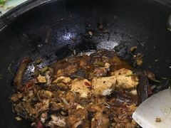 -老渔翁笨锅炖(迎宾路总店)