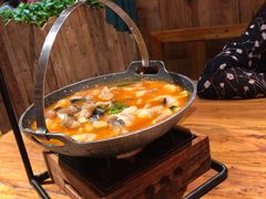 -老滇山寨•云南特色菜•地方菜•民族风情歌舞表演(金碧店)