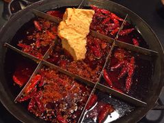 -彭三老火锅(枣子岚垭正街店)