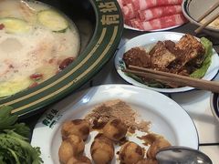 -有拈头成都市井火锅(稠州西路店)