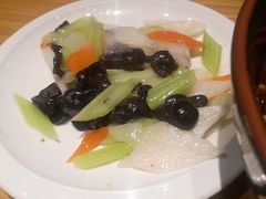 -峨嵋小镇·川菜(勒泰中心店)