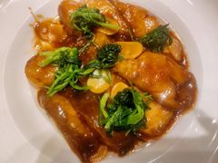 独蒜红煨鲽鱼-闫府私房菜·老字号(恒隆店)