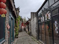 -青瓦房古村落