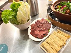 -胡须佬鸡煲四季火锅店(石厦西村直营店)