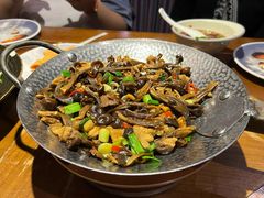 -雀舞云南菜(天津天河城购物中心店)