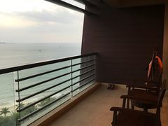 -三亚湾海居铂尔曼度假酒店