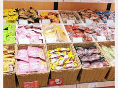 零售区-来伊份(双桂坊店)