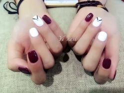 -逸日式美甲美睫工作室