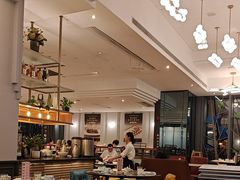-港丽餐厅(高德置地店)