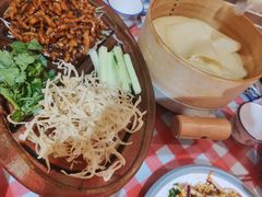 -老郑家东北春饼(龙悦居店)