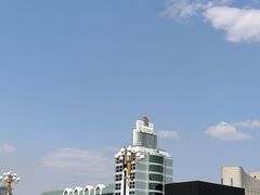 -人民广场(地铁站)
