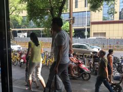 -必胜客(八一店)