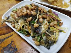 -章记正宗南岗鱼蛋火锅