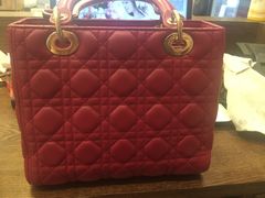 Dior 'lady 严重污渍磨损修复上色 -A&G奢侈品护理(万科旗舰店)
