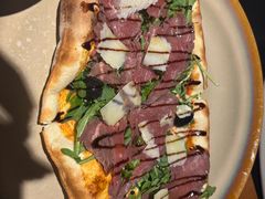 -JINNS锦时 steak&pizza(浸信会礼拜堂旧址店)