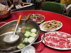 -潮汕·草根牛肉档(城市集市上海荟聚店)