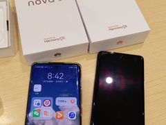 -华为授权体验店(中山公园来福士)