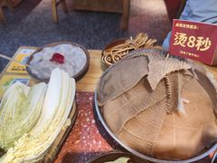 -赵美丽·重庆社区火锅·直营店(火车东站·中豪国际店)