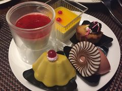 -唐拉雅秀酒店-西锦汇空中BBQ·思创餐厅