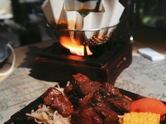 铁锄牛排-穹六人间 people 6(岳阳路店)