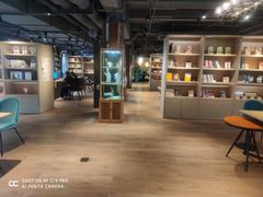 -光海书局(南京东路第一百货店)