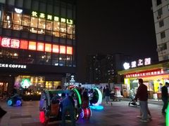-江燕路万科里
