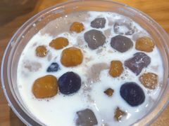 白雪芋泥丸子-堂屋糖水店(愚园店)