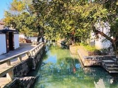 -丝绸小镇荻港古村