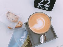 -UNI UNI(环亚凯瑟琳店)