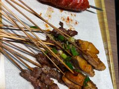 -街角等你.大连海鲜烧烤.经典铁板海鲜串(西安路店)