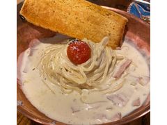 -I HOLIC艾豪丽披萨(KKone店)